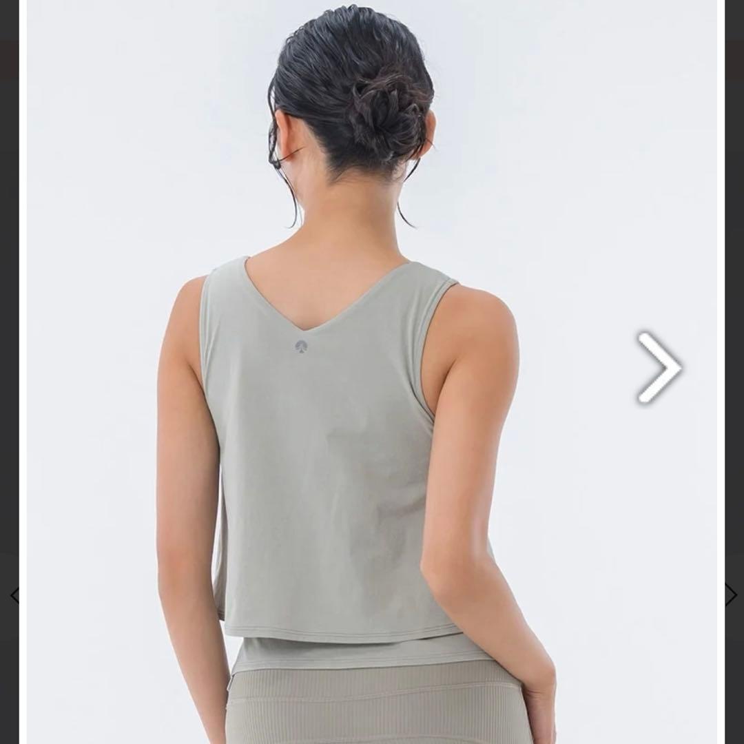 SUKALA カップ付きフレアタンクトップ