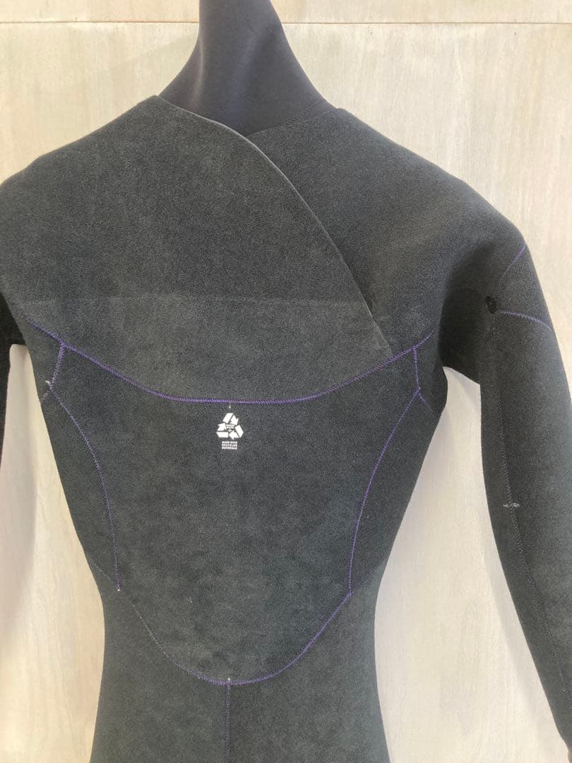 ブレイカーアウトセミドライ 5/3 Hybrid U-zip 170/60未使用