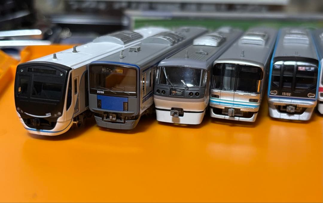 Nゲージ先頭車8両セット キーホルダー付き