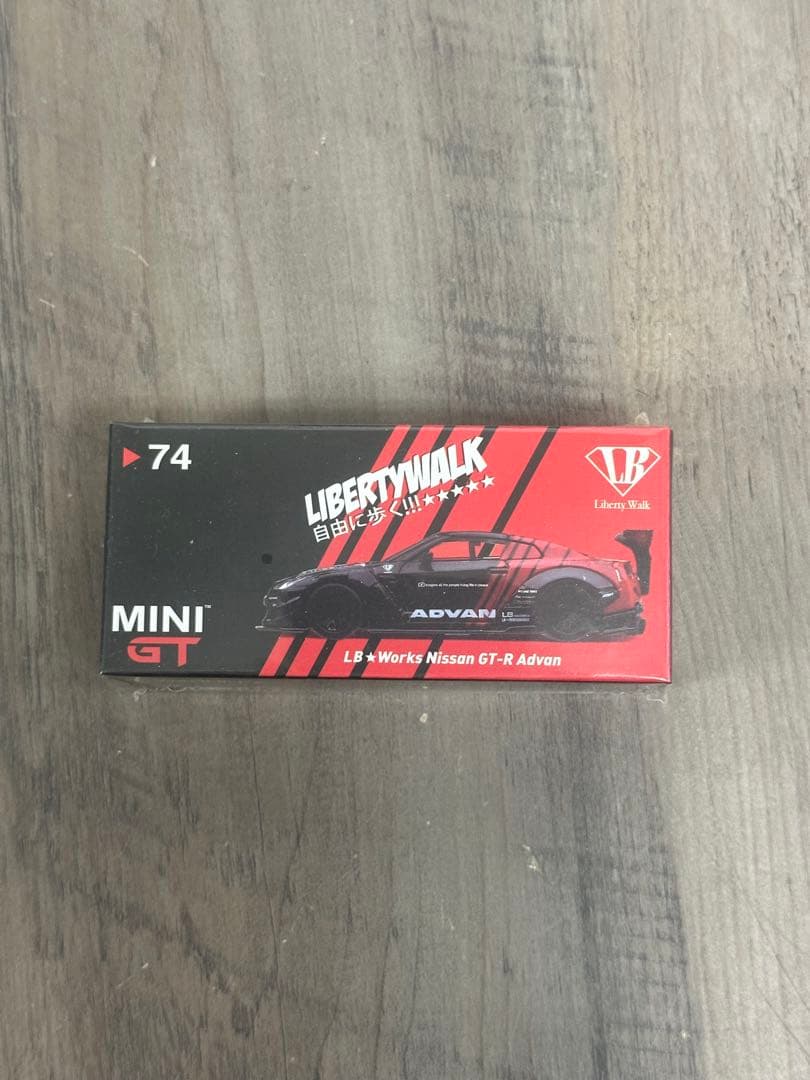 d*7様 新品未開封！LB★Works Nissan GT-R Advan 1/