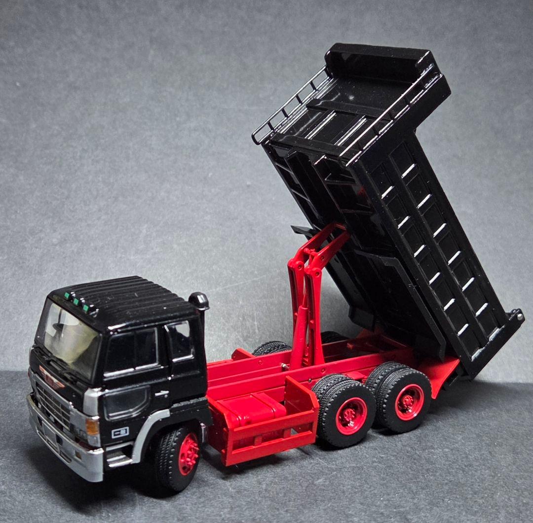 DBGT 1/64 日野 スーパードルフィン ダンプ トラック グリーン 黒