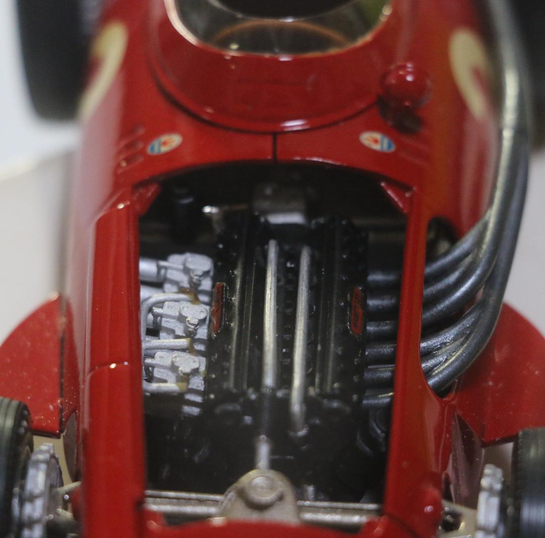 ウェスタンモデル製　マセラッティー２５０Ｆ　1／２４　１９５７独ＧＰ　ファンジオ