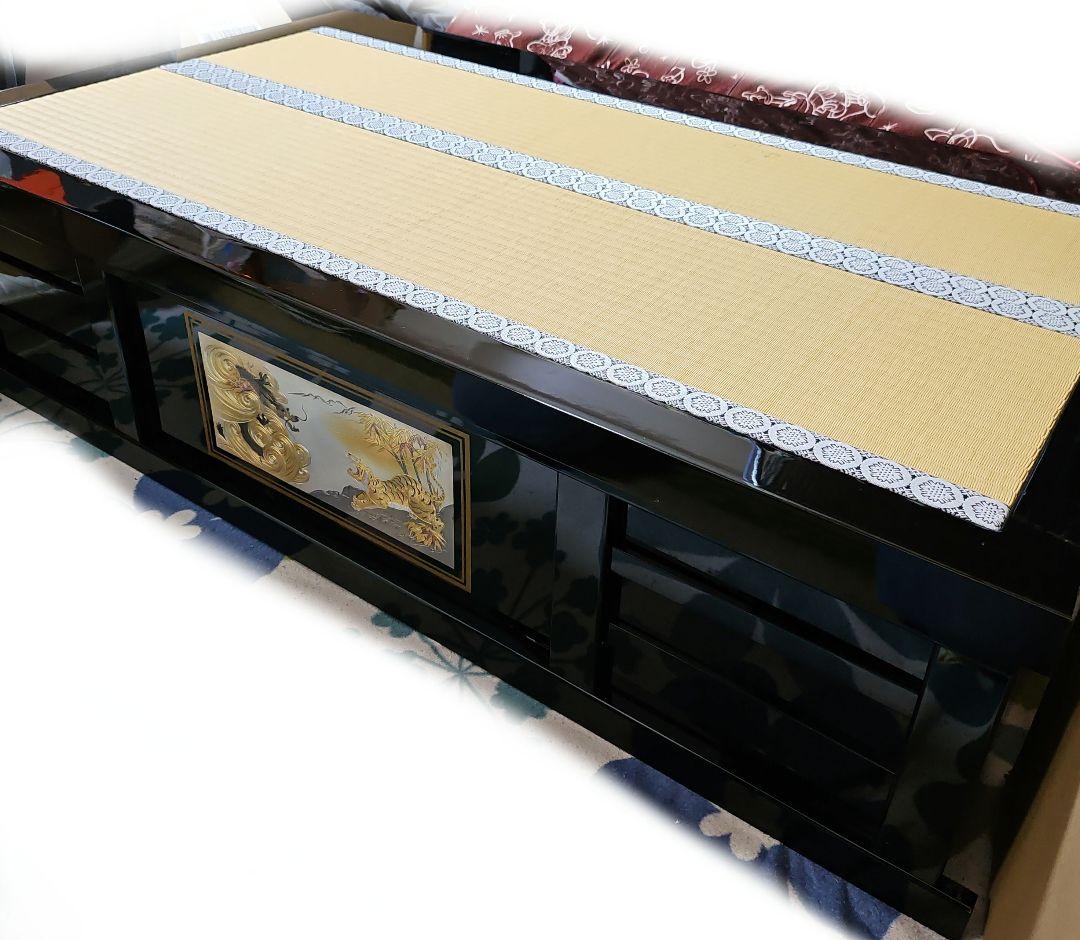 鎧兜　台座と屏風のセット