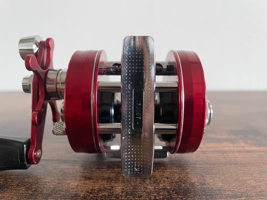 ABU Ambassadeur 2500C アブ アンバサダー レッド RED