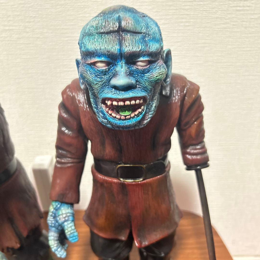 シカルナ工房　犬男＆イゾー