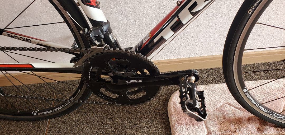 Trek ロードバイク サイズ54　　ホイールジャンク