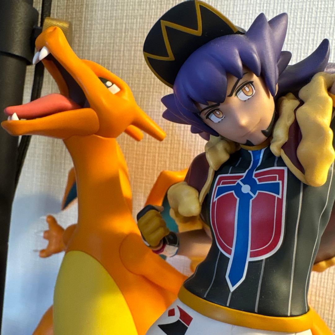 ポケモン フィギュア ダンデ リザードン