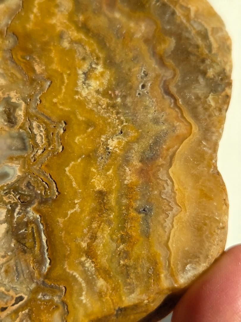 イエロークレイジーレースアゲートスラブ