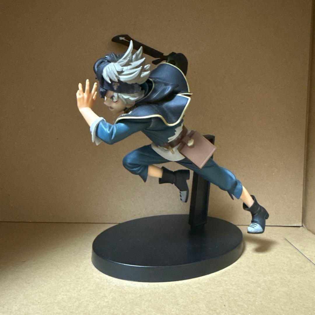 ブラッククローバー DXF アスタ フィギュア　Bカラー