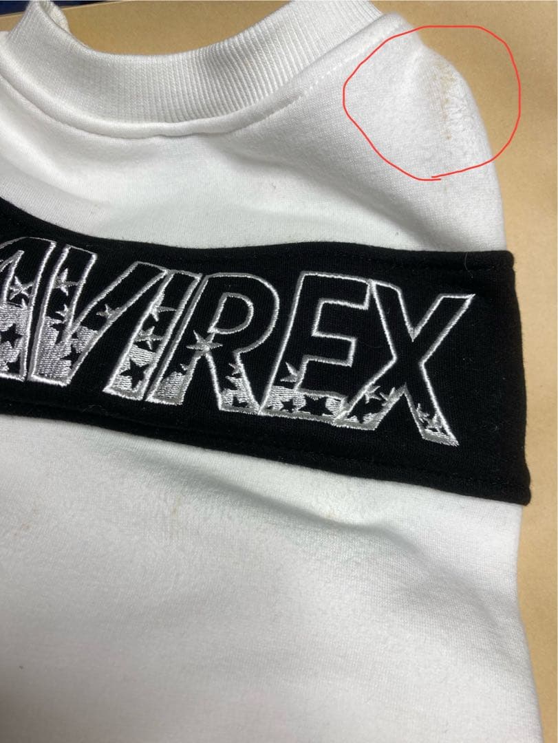 おーちゃん様ご確認ページ　AVIREX ロゴ刺繍 犬服 ホワイト/ブラック