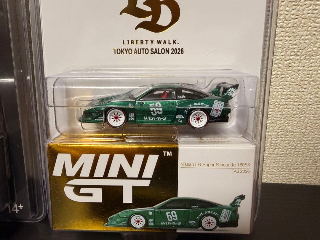 MINIGT ヴェイルサイド フェアレディ Z LBWK 180SX 2台 ①