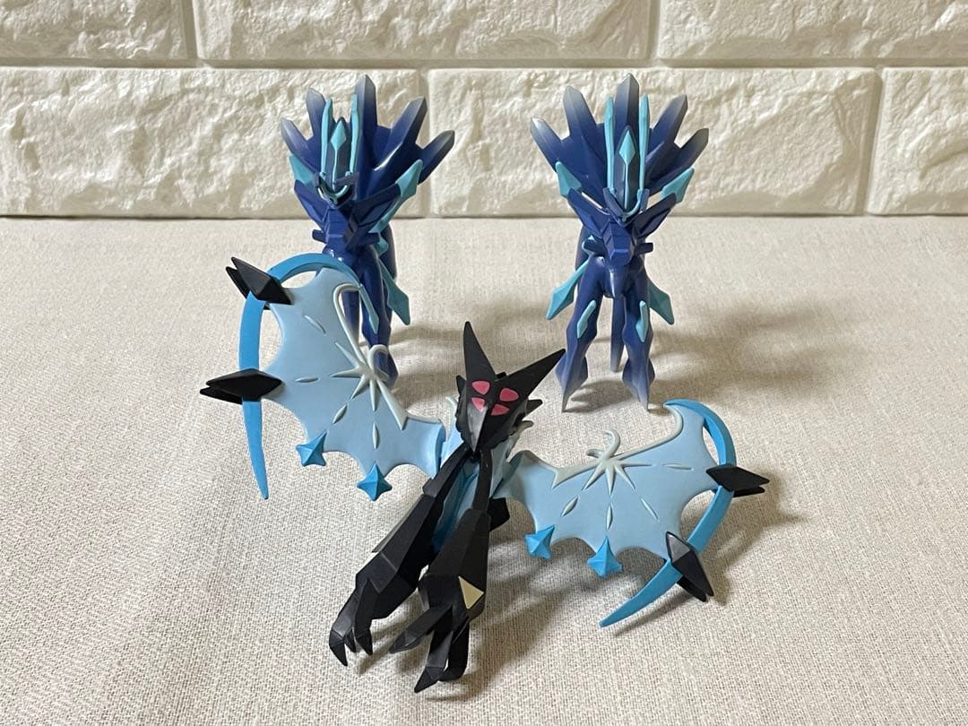 ポケモン　モンコレ　アルセウス　リザードン　ピカチュウ　レジギガス　シードラ