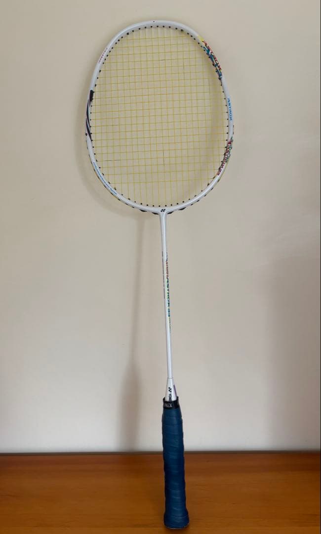 YONEX Astrox 33 バドミントンラケット