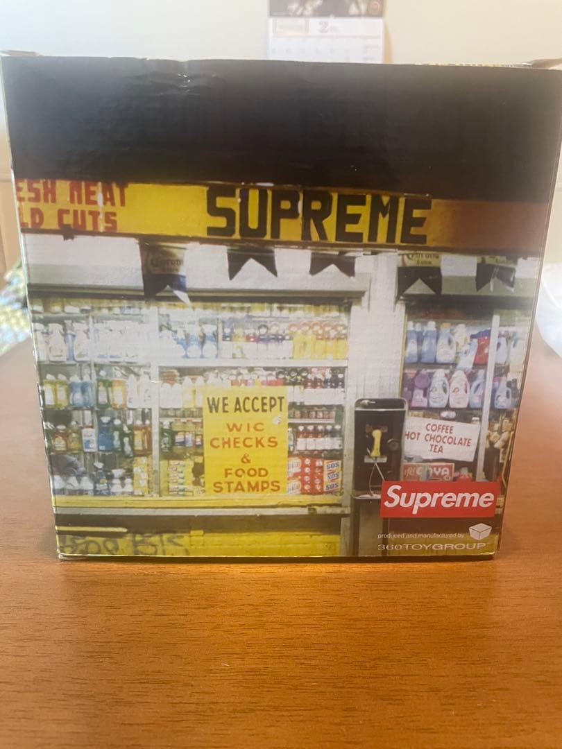 supreme シュプリーム　カマチョ　フィギュア