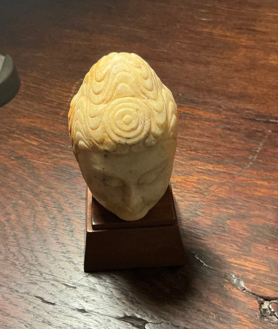 o*0様 仏頭　台付き　高さ約11.6cm　中国石仏