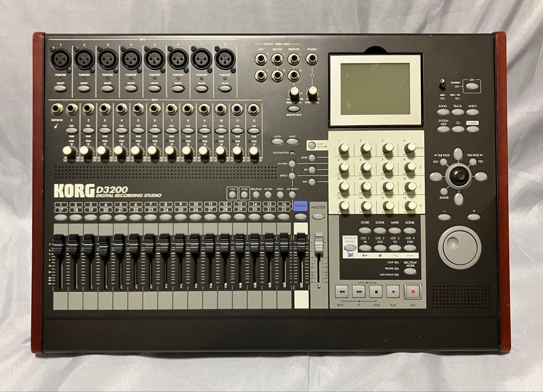 美品 KORG D3200（ペダル、USBケーブル、ソフトケース付）