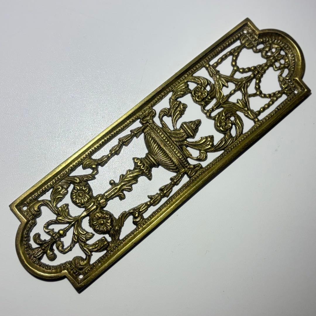 ドアプレート アンティーク フランス　輸入雑貨　ヴィンテージ 扉 真鍮 279g