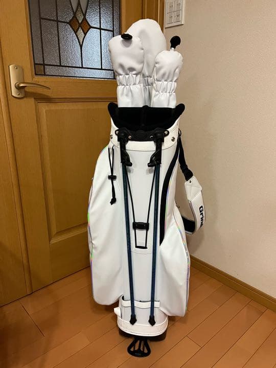 希少 Grind Studio スタンドキャディバック