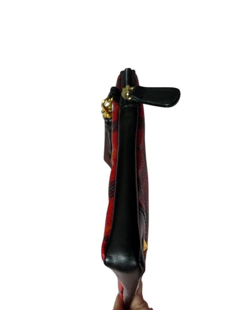 【限定品】キティ　40周年　モバイル ポーチ　タブレット ケース　2015