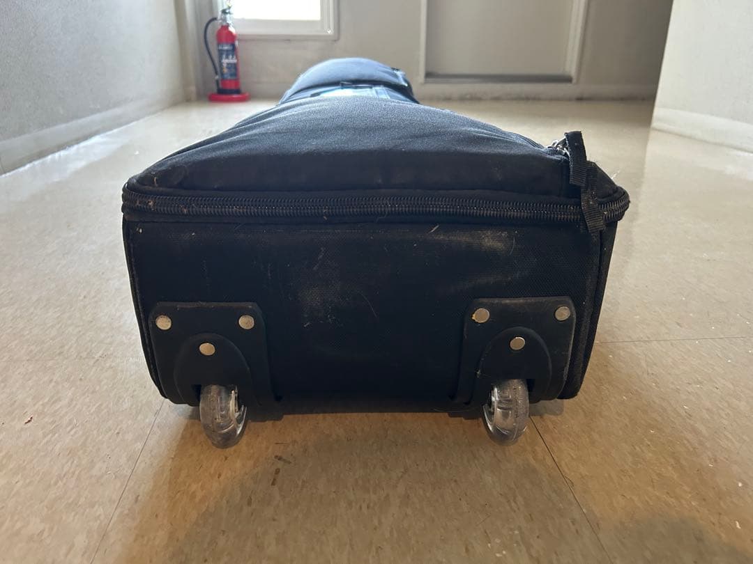 旅行用スキーケース　車輪付き