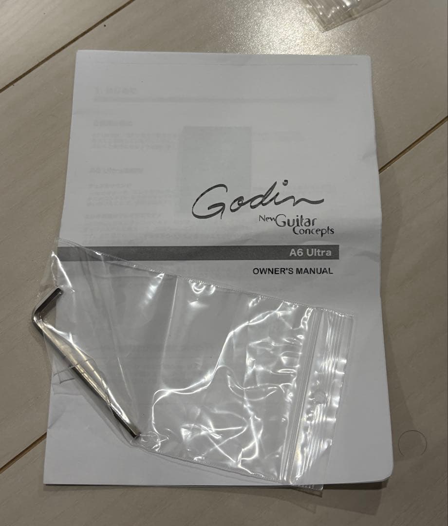 ギター Godin Guitars A6 ULTRA Natural SG