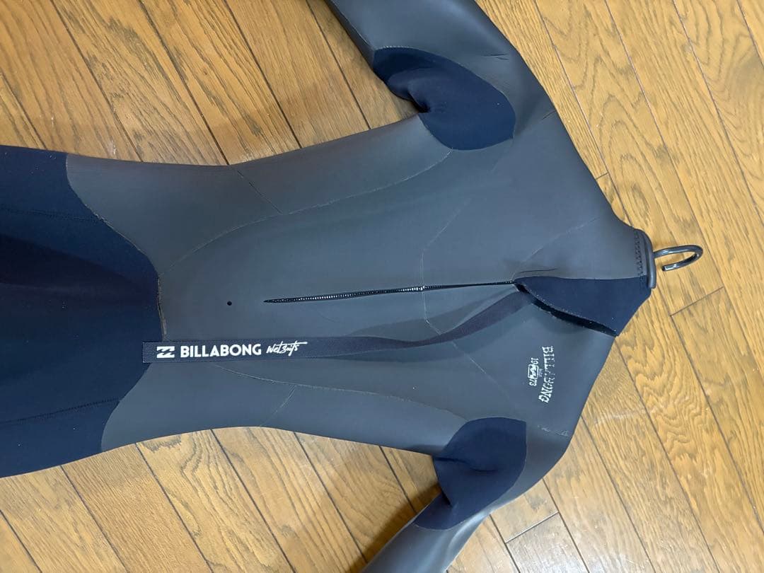 BILLABONG セミドライ ウェットスーツ バックジップ 5×3ミリ