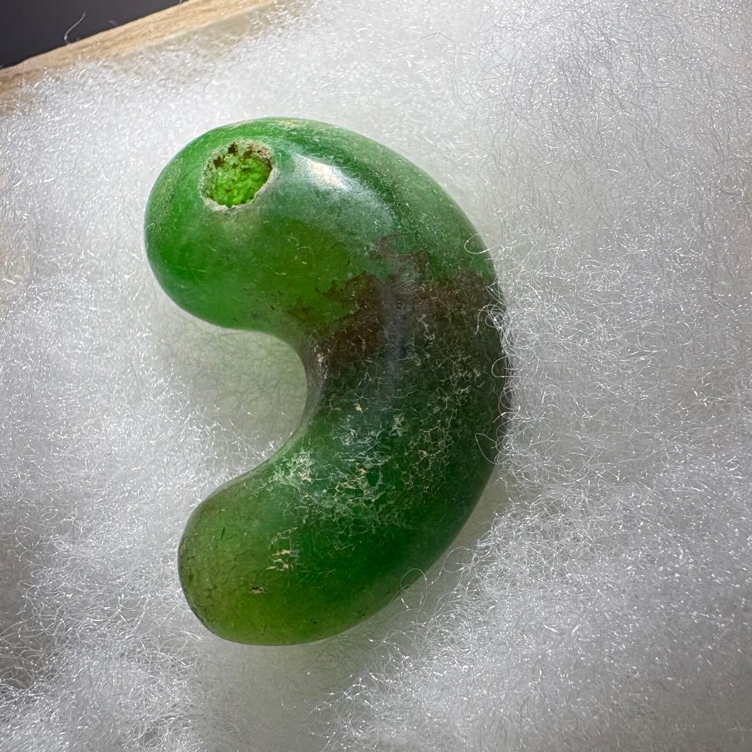 古墳期　出土品　糸魚川　翡翠　琅かん　ロウカン　勾玉