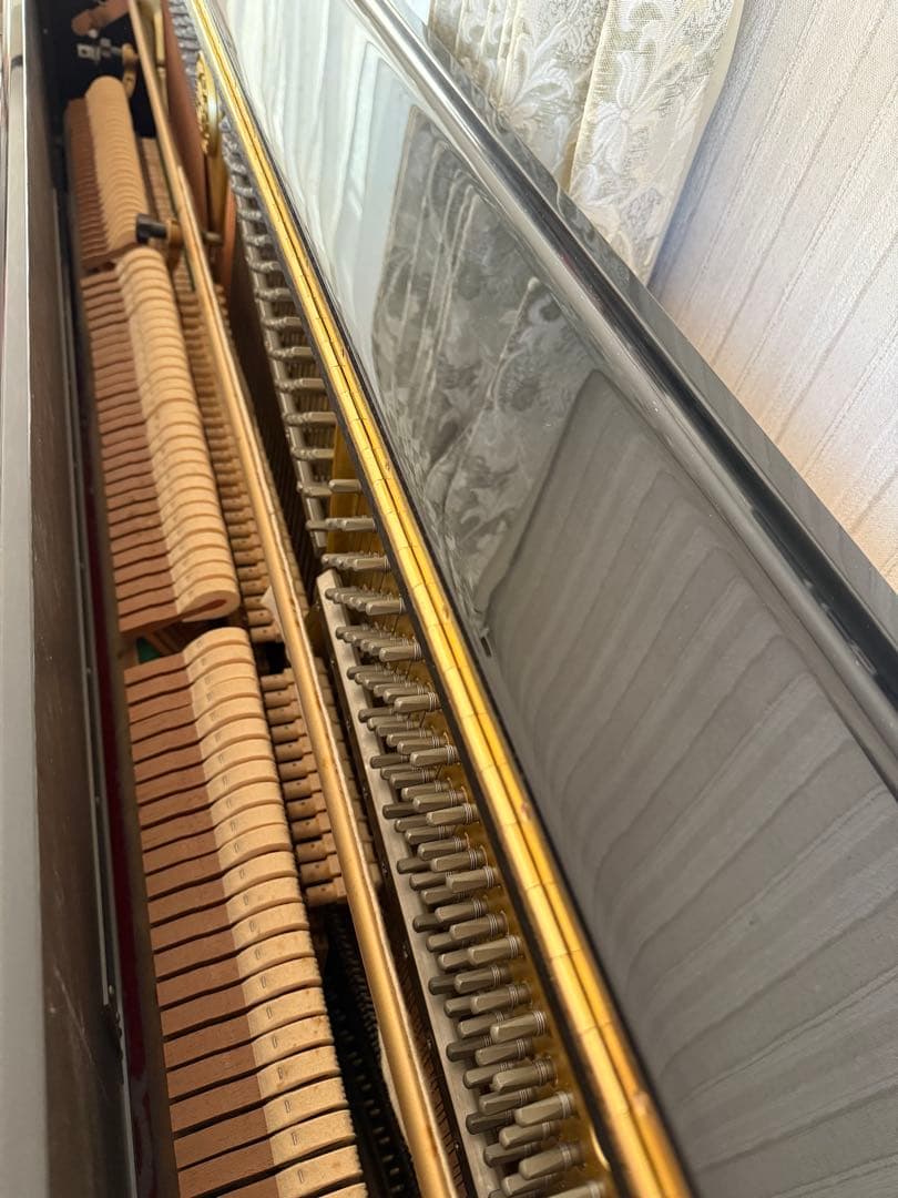 KAWAI アップライトピアノ 黒 椅子付き