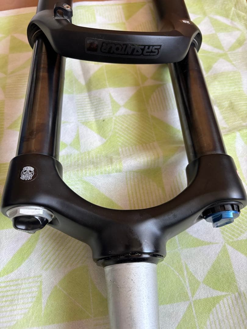 SR SUNTOUR XCR 29インチサスペンションフォーク