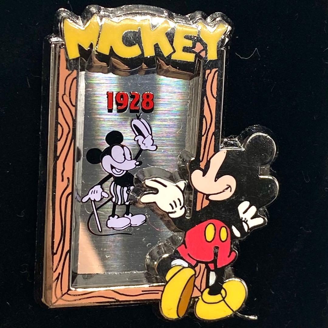 Disney ピンバッジ ミッキー　ドナルド　プルート　レア