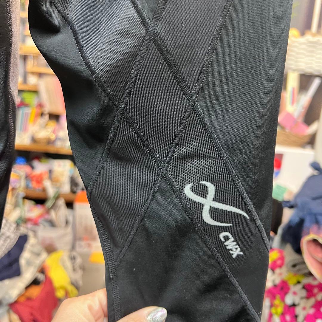 美品　CW-X ジェネレータータイツHZY339 Sサイズ　ウィメンズ