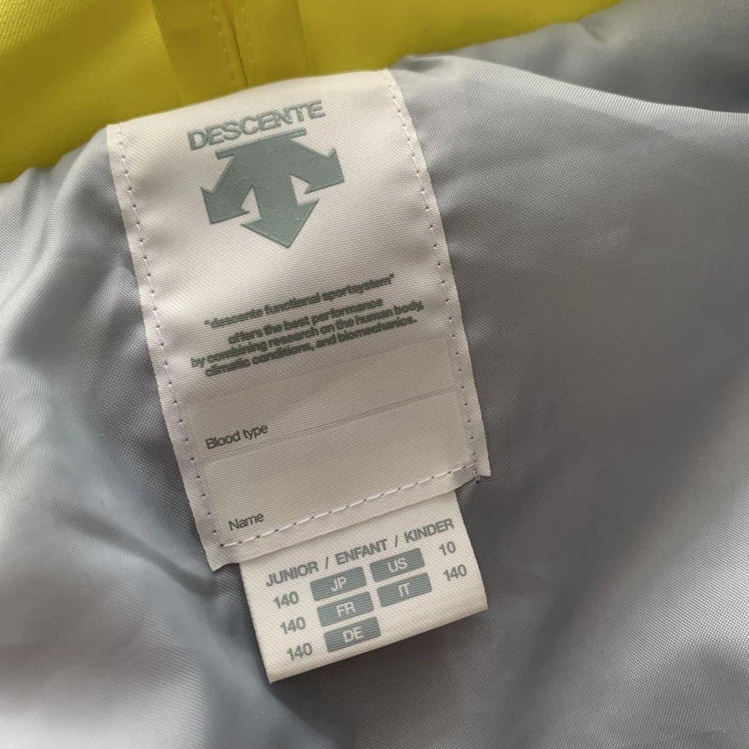 デサント 女児 スキーウェア 美品 140 ジャニアスーツ キッズ　無記名