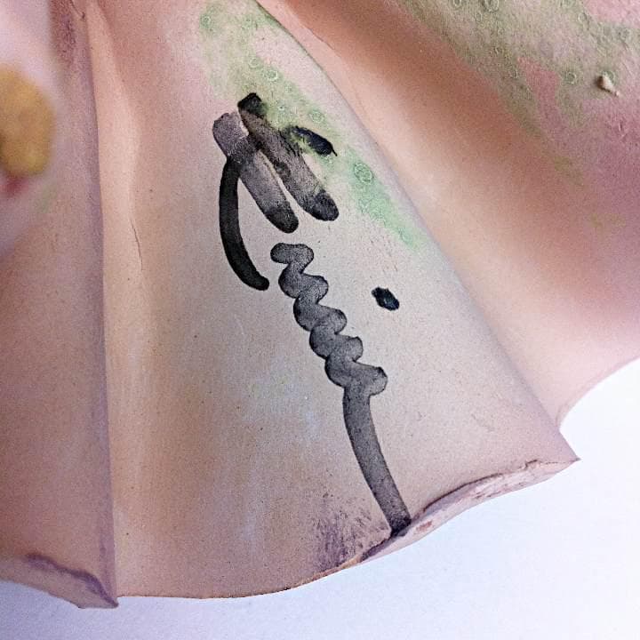 アンティーク 陶器の人形　骨董　西洋陶磁　　作家　骨董品