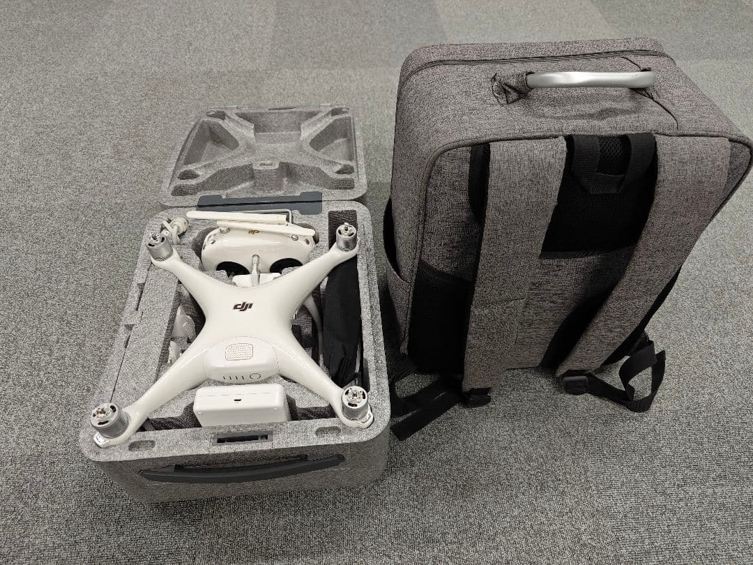 美品! DJI Phantom 4 PRO V2.0、バッテリー3個付