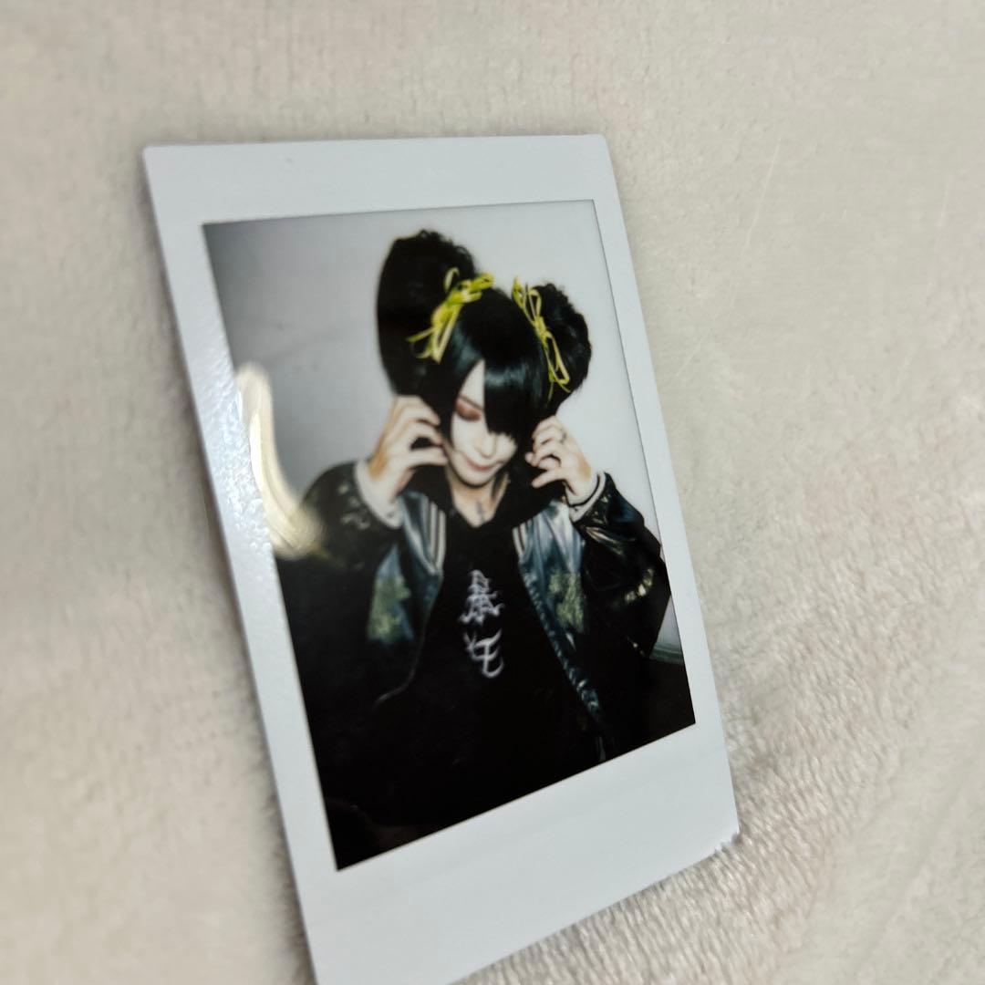 甘い暴力 咲 チェキ