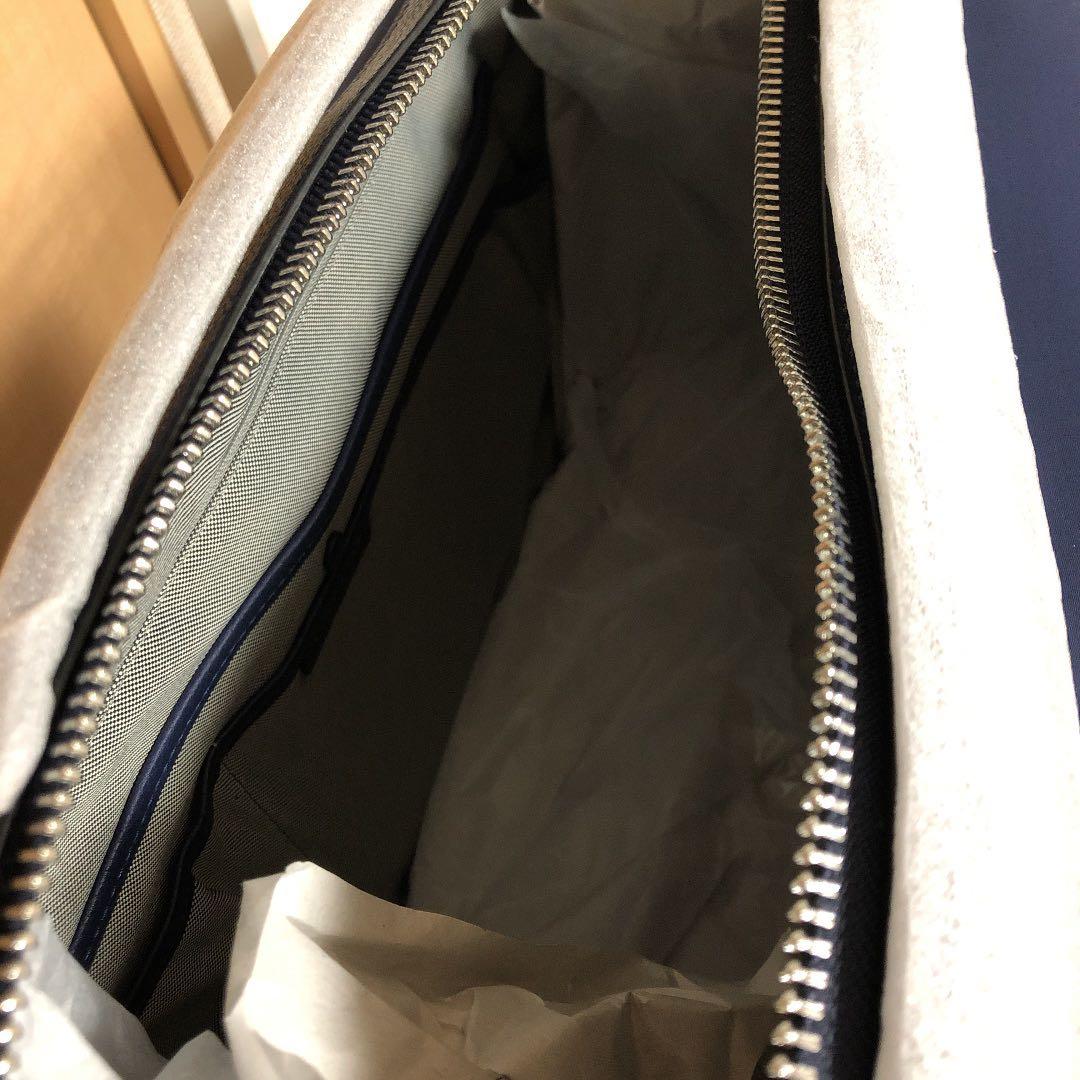 新品コールハーン　ダッフルバック