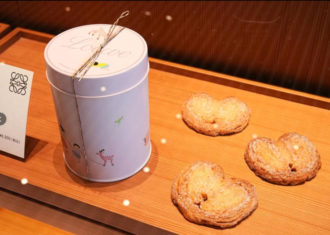 未使用新品！ロエベ銀座店限定スナ・フジタコラボパッケージスイーツ缶「パルメラ」