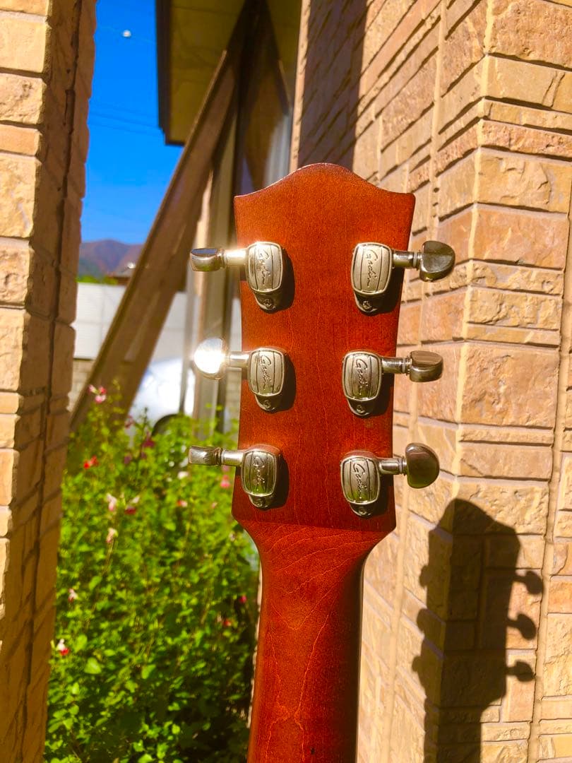 ゴダン5th Avenue Kingpin P90 Cognac Burst