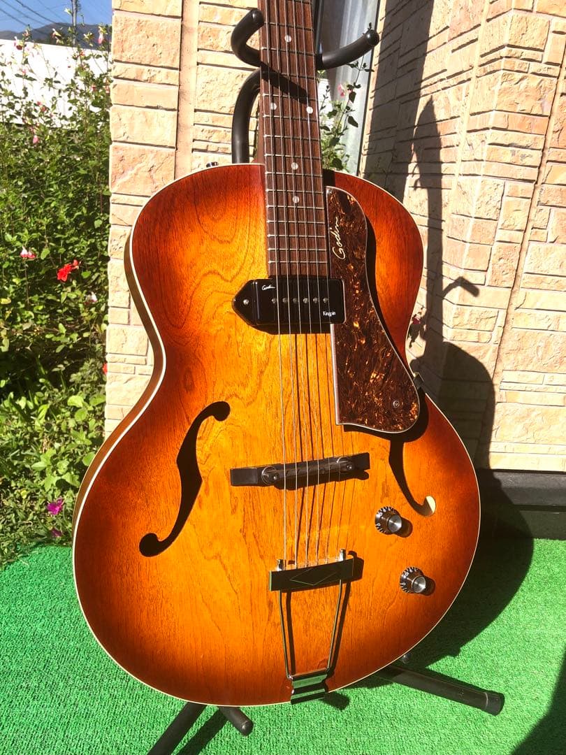 ゴダン5th Avenue Kingpin P90 Cognac Burst