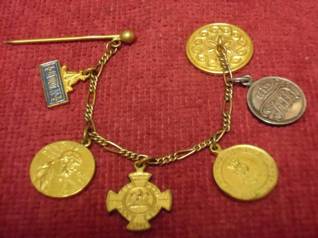 Ｗ帝政ドイツ軍/プロイセン王国＊５連ミニチュア襟ボタン穴チェーン勲章（実物）