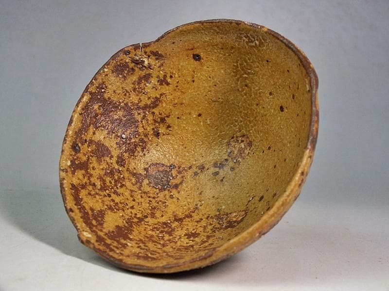 ☆細川護熙 作 伊羅保ぐい呑 共箱 *真贋保証* ☆A9