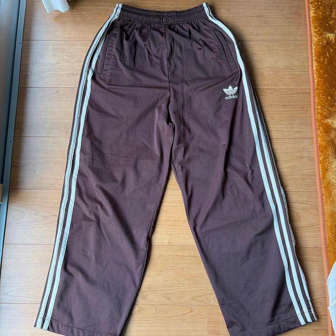 adidas トラックパンツ 80s 在原みゆ紀 茶色
