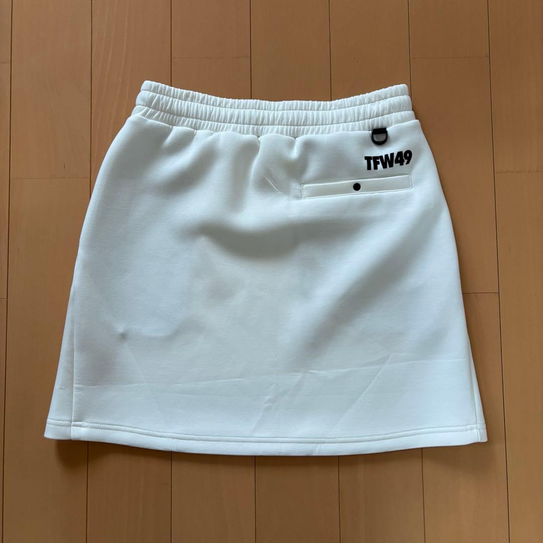 TFW49 スカート　新品未使用