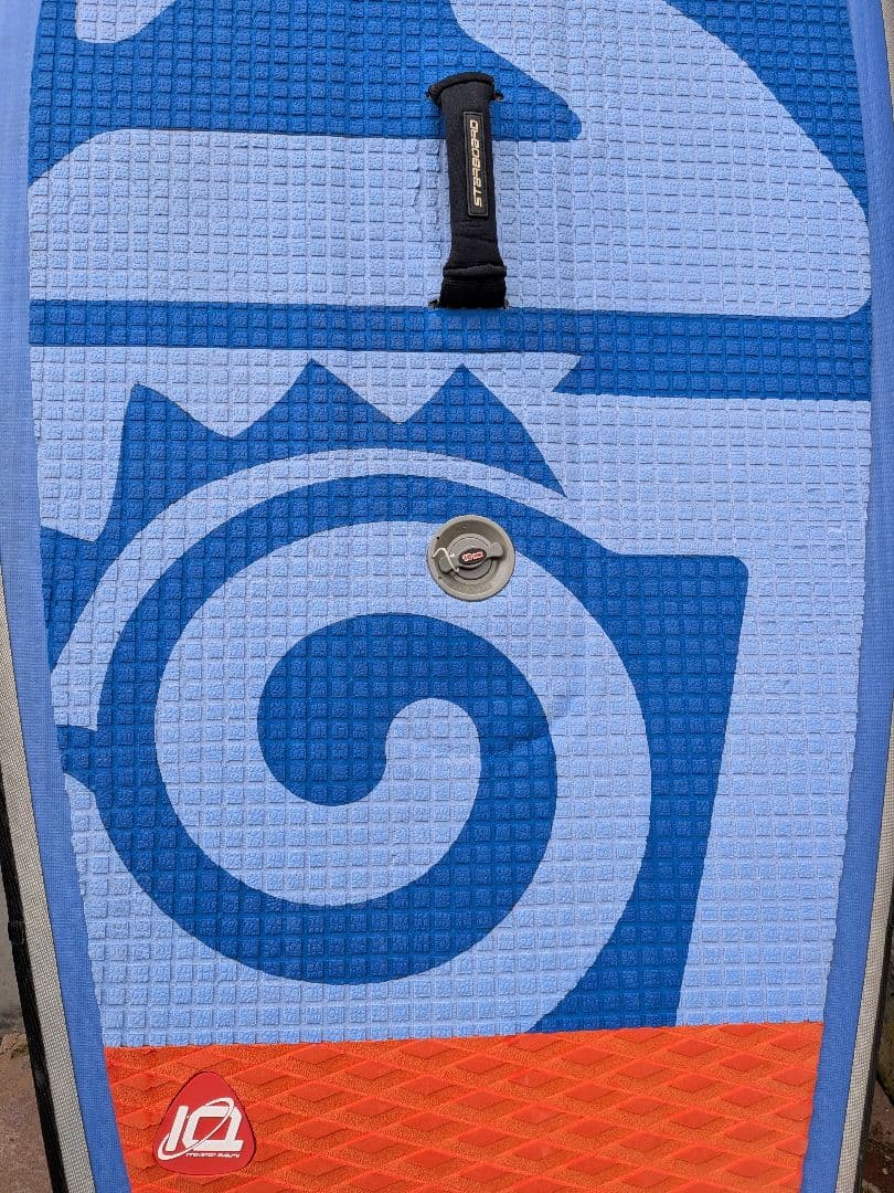 Starboard hypernut 7'8\"×30\"×4.0\"インフレータブル