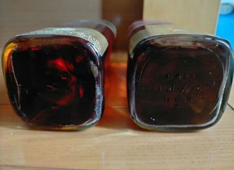 ジョニー・ウォーカー 1960年代 ブラック& レッドラベル 希少コルクキャップ