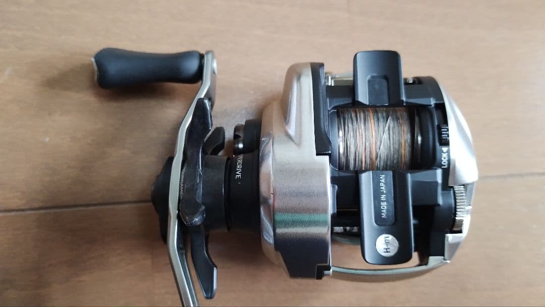 リール ZILLION SV TW 1000HL