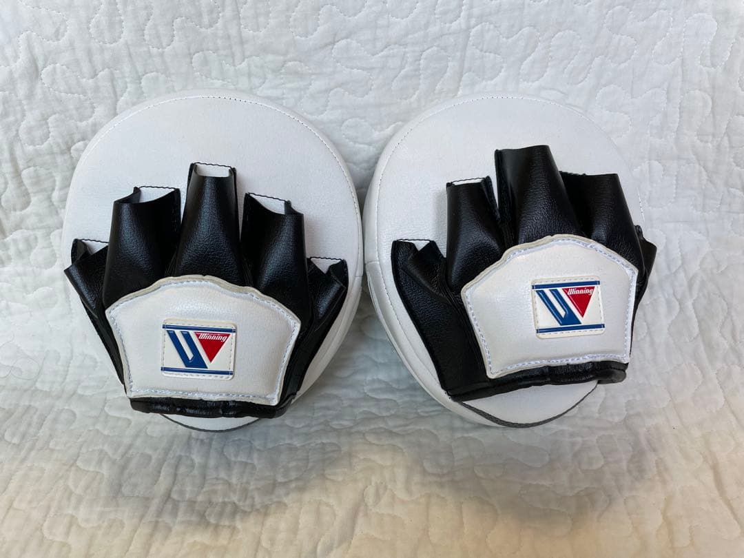 Winning ボクシングミット 特注有名トレーナー・世界チャンプ使用中。新品