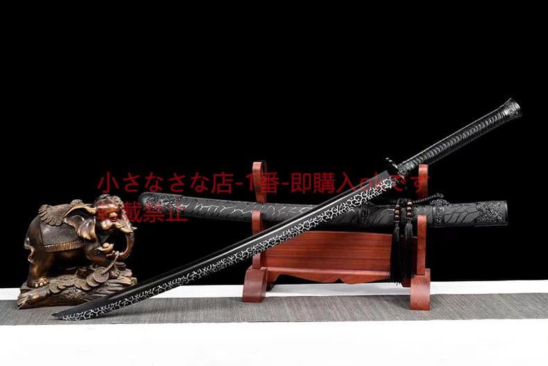 春刀～冷鷹を刺繍する  古兵器 武具 刀装具 日本刀 模造刀 居合刀