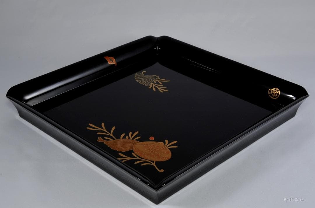 【Tatsu Kazuki】茶平一斎 海松貝蒔絵 四方盆 共箱