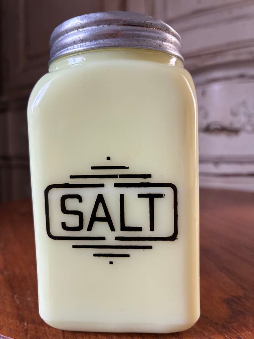 アンティーク　マッキー　カスタード　ミルクガラス　シェイカー　調味料入　アメリカ